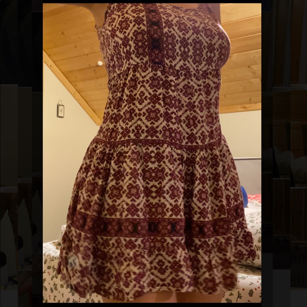 BRANDY MELVILLE DRESS FRONT AND BACK